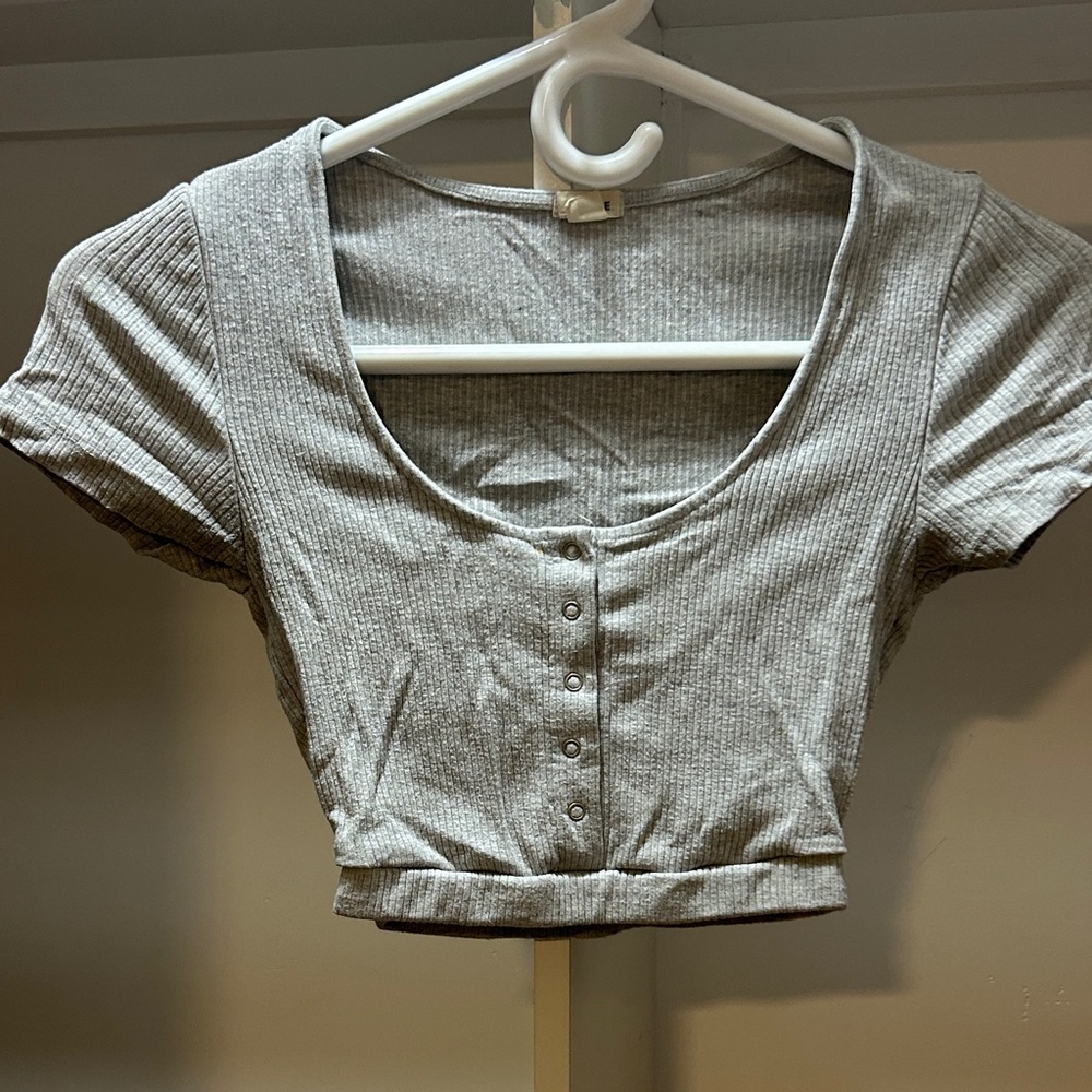 Garage Light Gray Ribbed Scoop Button Crop Top